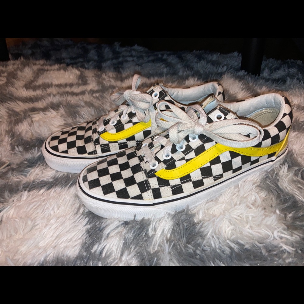 Custom Women’s size 7.5 Old Skool Vans